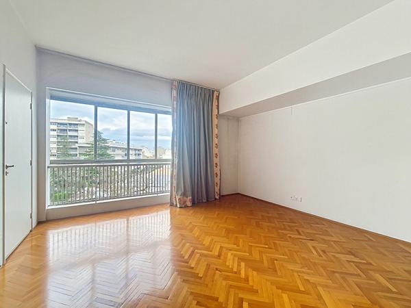 Appartement Marseille 5 pièce(s) 164.5 m2