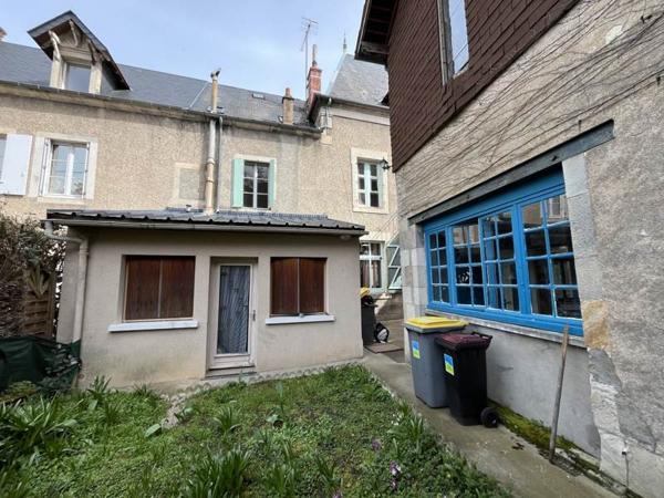 Maison à vendre |  Le Châtelet |  8 pièces | 206 m²