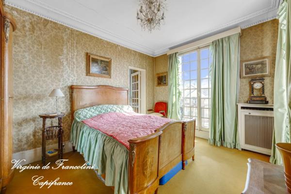 A vendre-Propriété avec Vue sur la Marne–Parc Arboré, Pavillon Indépendant & Berge Privative-Parcelle de 1890m2-304 m2