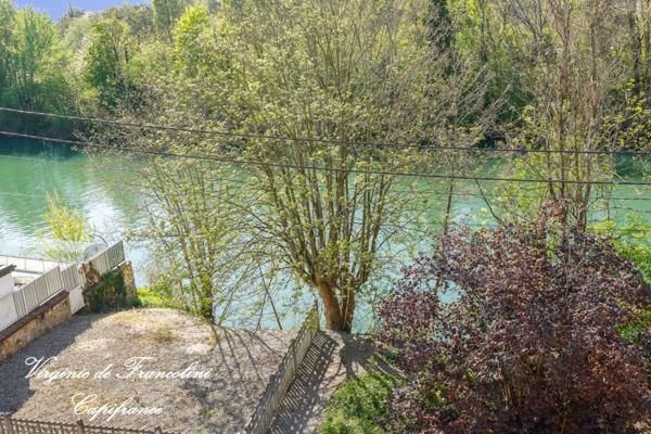 A vendre-Propriété avec Vue sur la Marne–Parc Arboré, Pavillon Indépendant & Berge Privative-Parcelle de 1890m2-304 m2