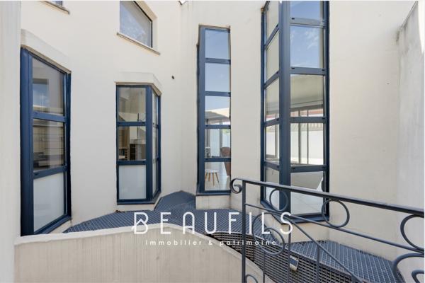 Exclusivité. Penthouse 150m² avec terrasse vue Tour de Constance