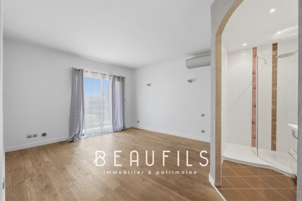 Exclusivité. Penthouse 150m² avec terrasse vue Tour de Constance