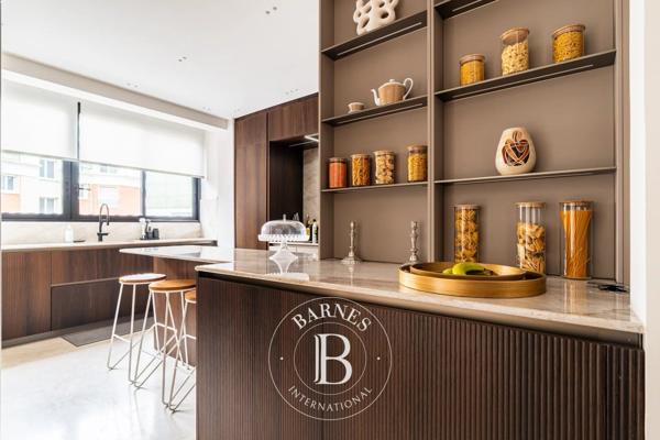 Paris 16ème, Appartement 2 Chambres -  195 m² à vendre