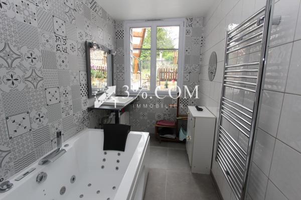 Maison 4 pièce(s) 2 chambre(s) 110 m²