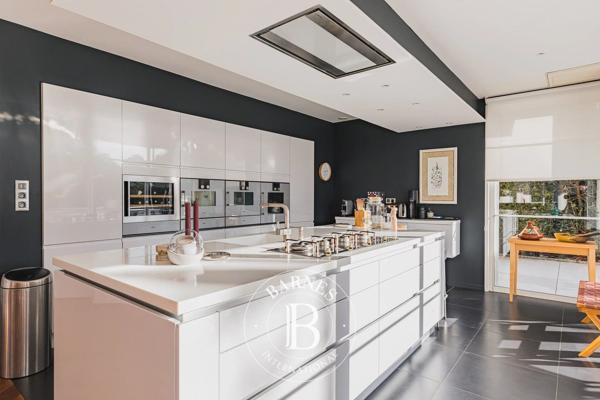 Arcachon, Villa 4 Chambres -  200 m² à vendre