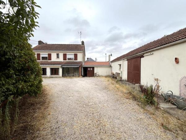 PORNIC, Le Pont du Clion, maison à rénover