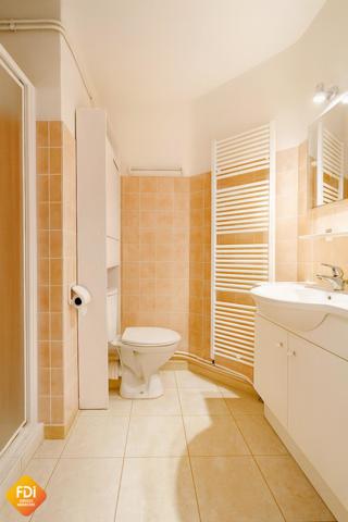 CENTRE VILLE - PORT ROYAL - DERNIER ETAGE VUE MER AVEC PARKI