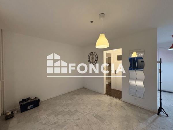 Location Studio 27.04 m² - 6 ALLEE DES OLIVIERS Hyeres Les Palmiers 83400