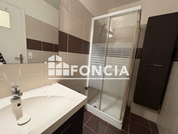 Location Studio 27.04 m² - 6 ALLEE DES OLIVIERS Hyeres Les Palmiers 83400