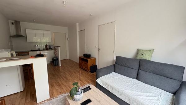 Appartement T2 a Auray avec deux places de parking