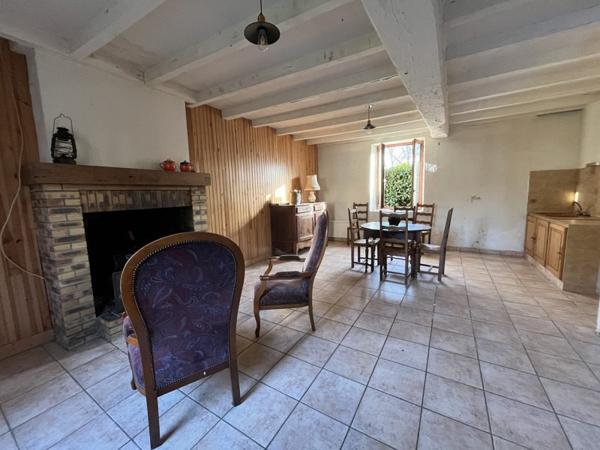 Maison 45 000 € Chirac 3 p 110 m² DPE D