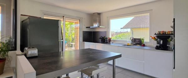 Vente / Maison traditionnelle à Meyzieu (69330)