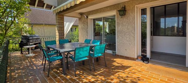 Vente / Maison traditionnelle à Meyzieu (69330)