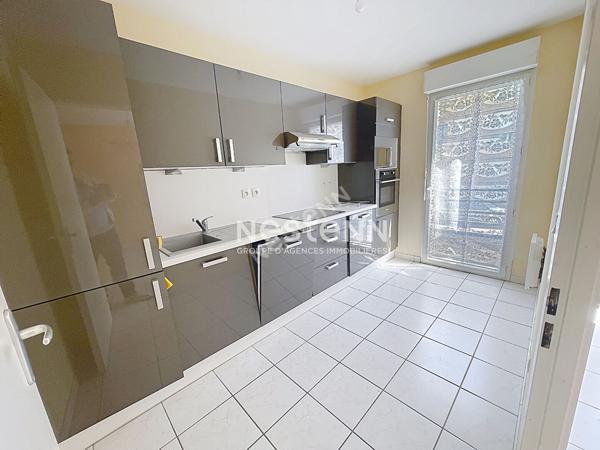 A vendre - Appartement 2 chambres avec balcon et parking - la Doutre Angers