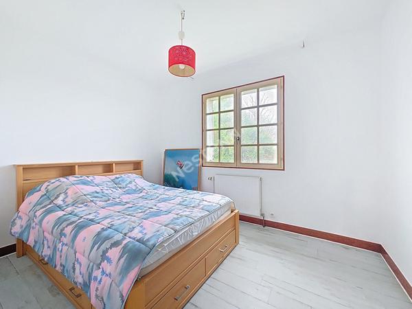 Maison à vendre à Fontenay en Parisis - 6 pièces (6 chambres possible)