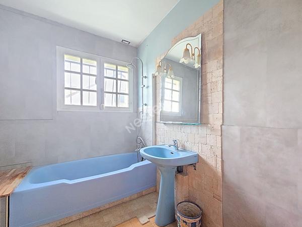 Maison à vendre à Fontenay en Parisis - 6 pièces (6 chambres possible)