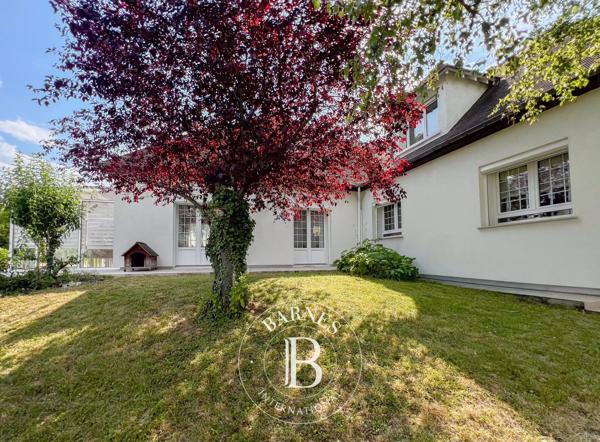 Saint-Germain-en-Laye, Maison 5 Chambres -  220 m² à vendre