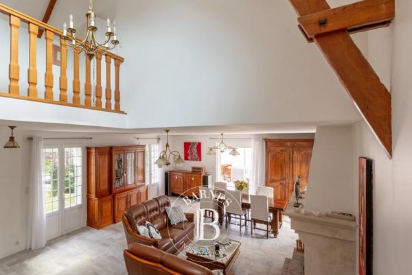 Saint-Germain-en-Laye, Maison 5 Chambres -  220 m² à vendre