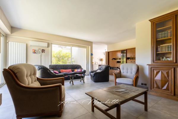 Maison de Type 6 dans un écrin de verdure située à FOS SUR MER - 1600 M2 de terrain