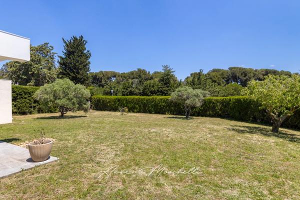 Maison de Type 6 dans un écrin de verdure située à FOS SUR MER - 1600 M2 de terrain