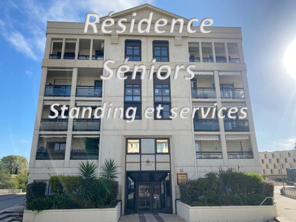 Résidence seniors T1 entièrement rénové avec emplacement exceptionnel, Quartier Comédie / Polygone