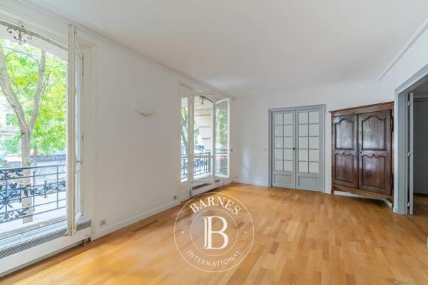 Paris 16ème, Appartement 2 Chambres -  68 m² à vendre