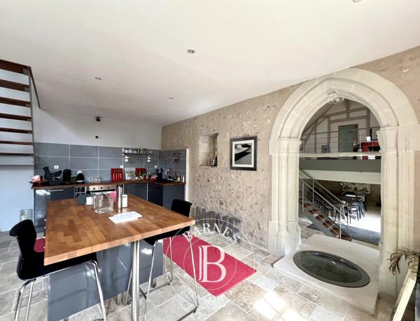 Descartes, Propriété 7 Chambres  à vendre