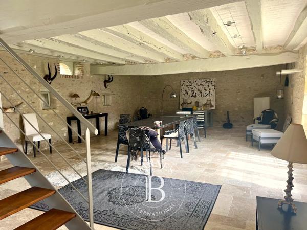Descartes, Propriété 7 Chambres  à vendre