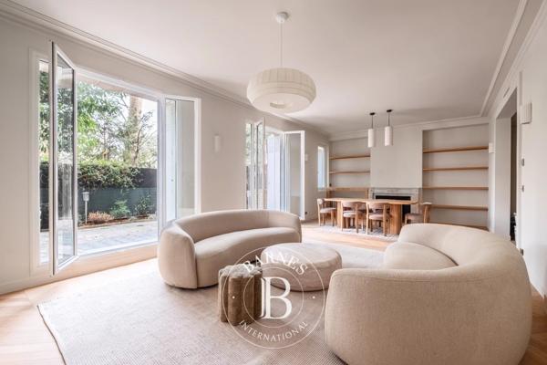 Paris 7ème, Appartement 3 Chambres -  180 m² à vendre