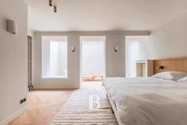 Paris 7ème, Appartement 3 Chambres -  180 m² à vendre