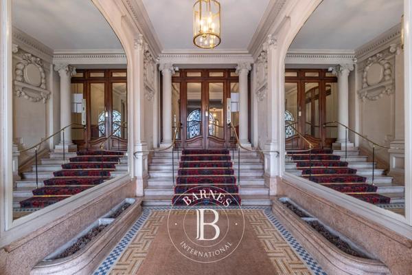 Paris 7ème, Appartement 3 Chambres -  180 m² à vendre