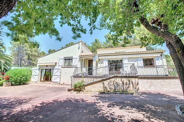 A VENDRE Maison Draguignan 6 pièces 192 m²