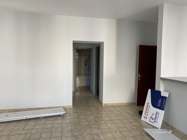 ensemble d'appartement T2+ 2 studios