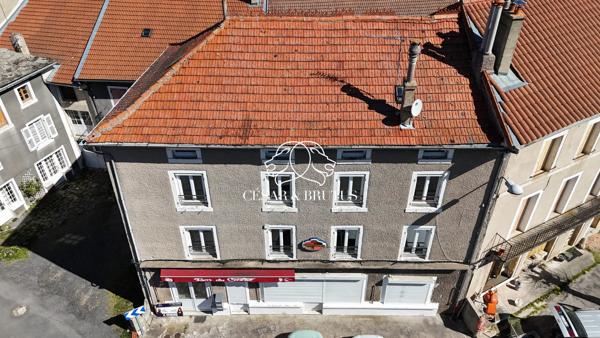 Immeuble de rapport avec licence IV