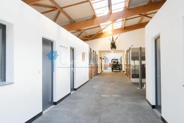 Propriete 7 pièce(s) 5 chambre(s) 270 m²