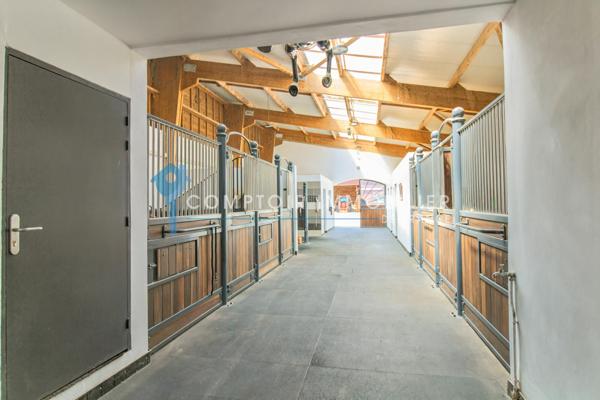 Propriete 7 pièce(s) 5 chambre(s) 270 m²
