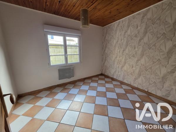 Immeuble à vendre 122 m² Rochefort