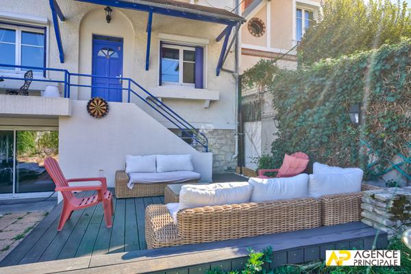 Maison Maisons-laffitte 5 pièce(s) 135.33 m2 €1 180 000 ** - Référence 4545