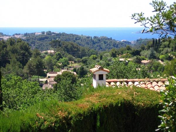 Maison de charme avec vue mer et annexe a renover
