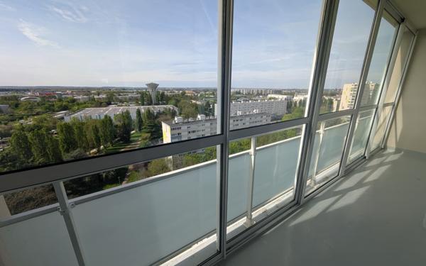 Appartement à vendre    4 pièces • 74,64 m2 Ris-Orangis