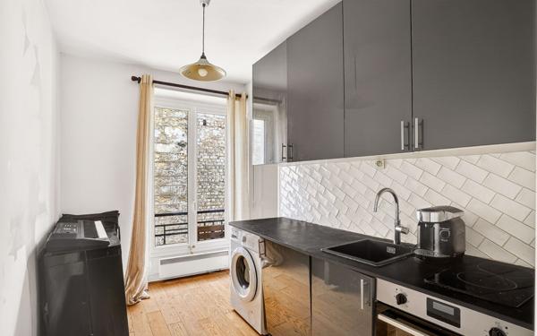 Appartement à vendre    2 pièces • 18,77 m2 Paris 18