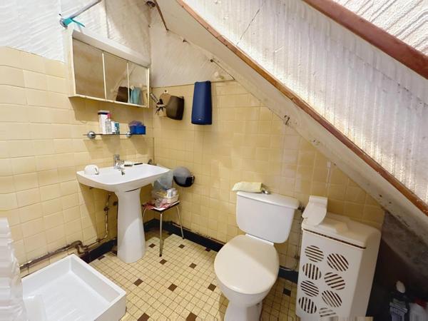 Située à Castelnaudary, à deux pas des commodités et du centre-ville