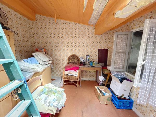 Située à Castelnaudary, à deux pas des commodités et du centre-ville