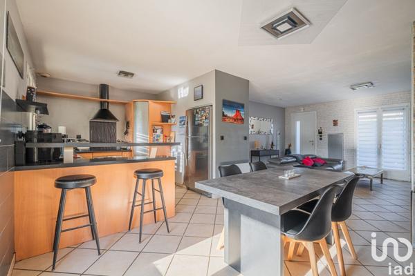 Maison 4 pièces de 80 m² à Tullins (38210)