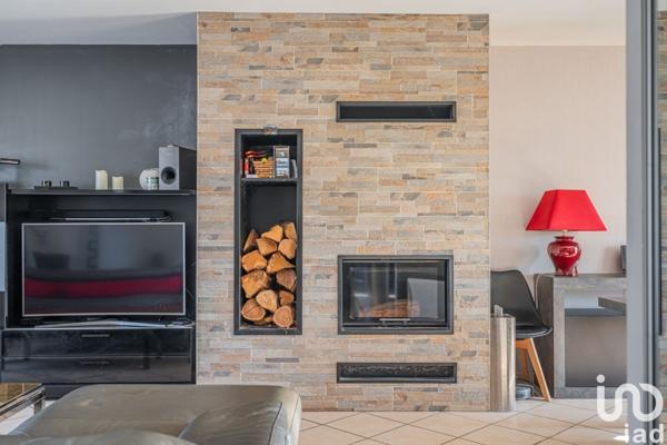 Maison 4 pièces de 80 m² à Tullins (38210)