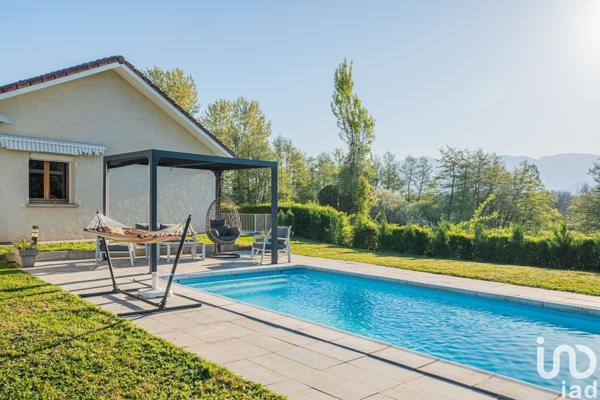 Maison 4 pièces de 80 m² à Tullins (38210)