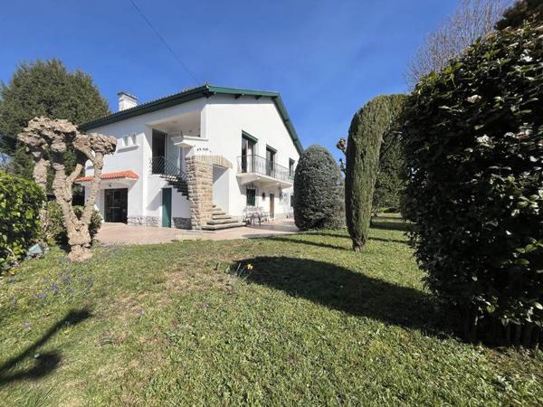 Maison à vendre |  Lourdes |  6 pièces | 155 m²