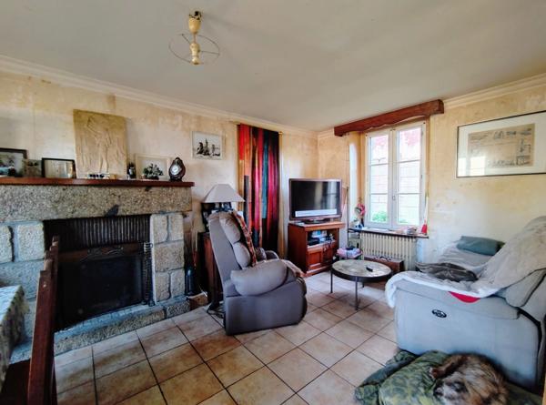 MAISON EN PIERRE T6 - 127 m² - PROCHE DE LOUDÉAC