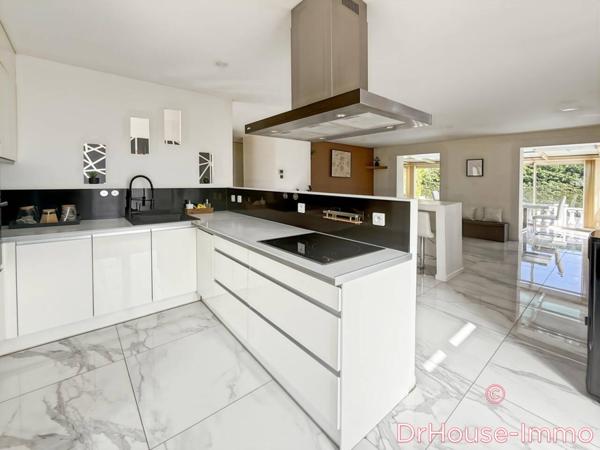 Maison à vendre 6 pièces de 207 m²