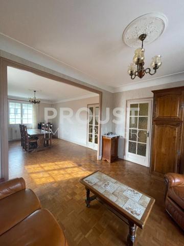 En exclusivité quartier la coudraie. pavillon de 100 m² environ avec jardin et garage, proche des commerces.